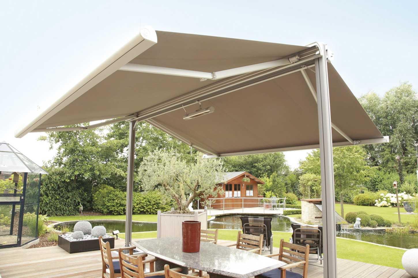 Markise 5m elektrisch fuer Terrasse und Balkon | ADA-Wintergarten