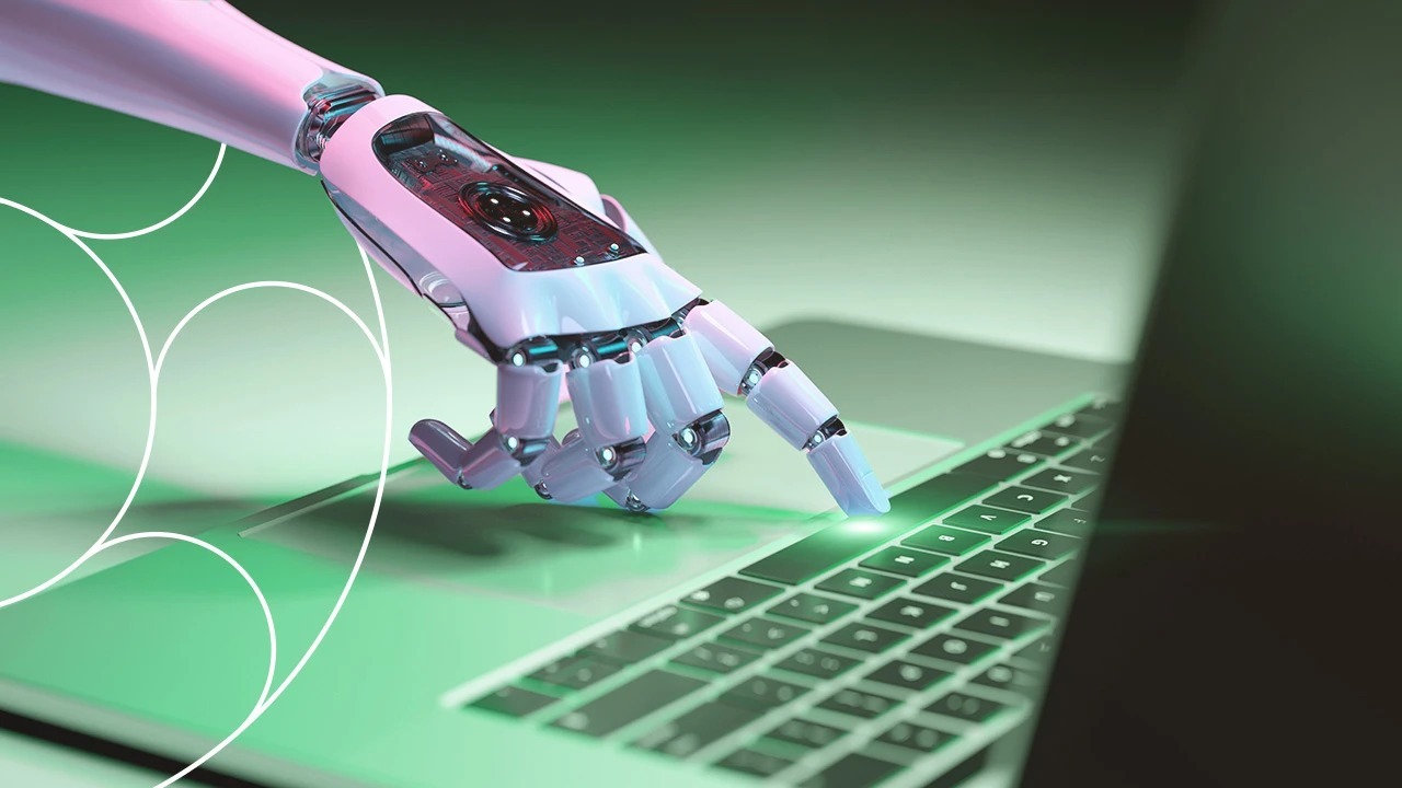 The Synergy of Expertise and Automation in a Human Interface with AI