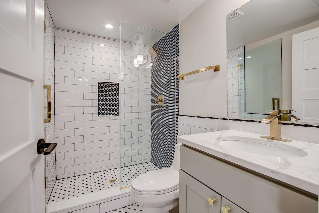 Premium Bathroom Renovation for Modern Homes