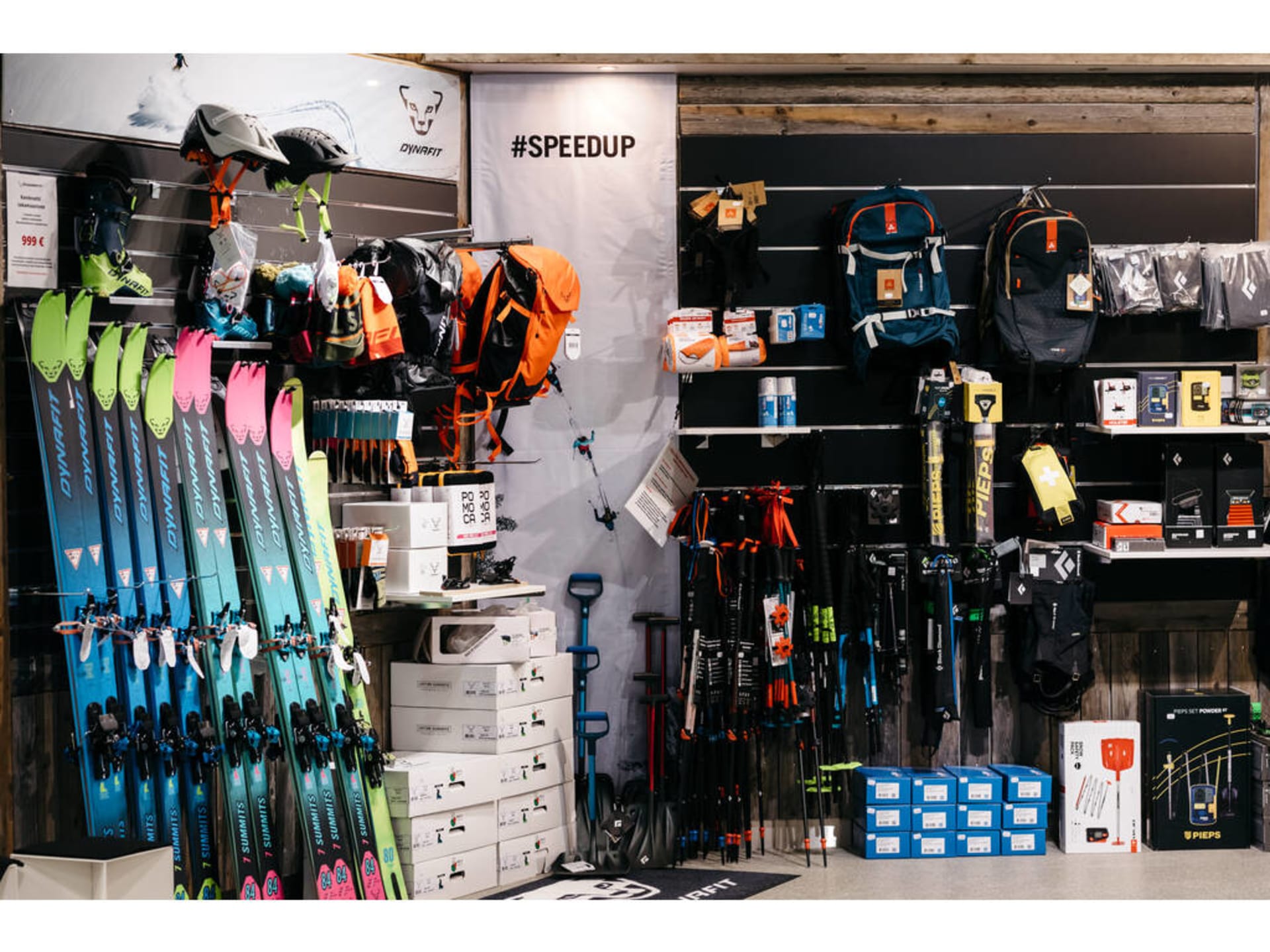 Ski Shop Nashoba Valley Ski Area, MA: Your Winter Sports HQ