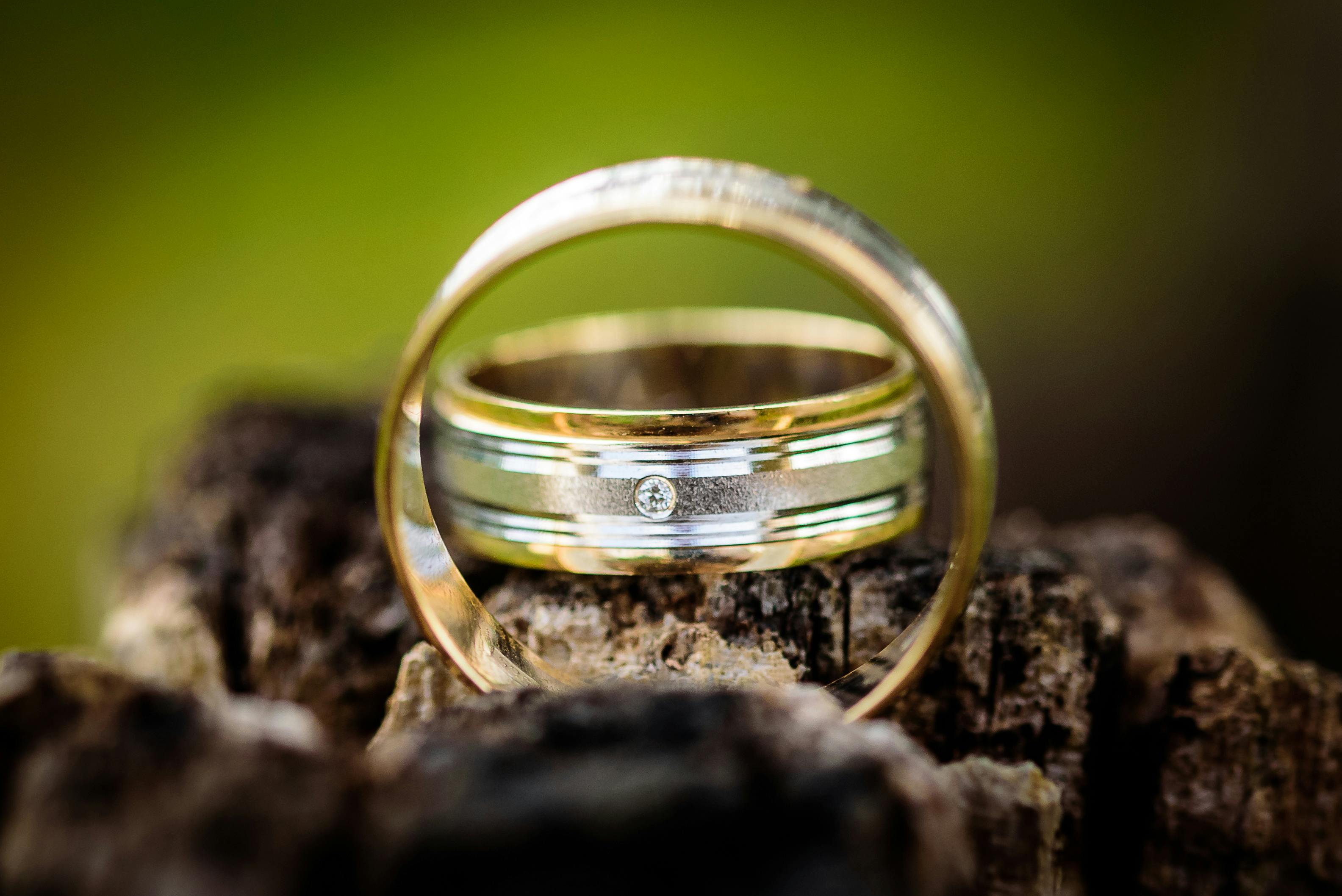 Brightly Grown Aquamarine Ring – Sparkling Symbol of Love