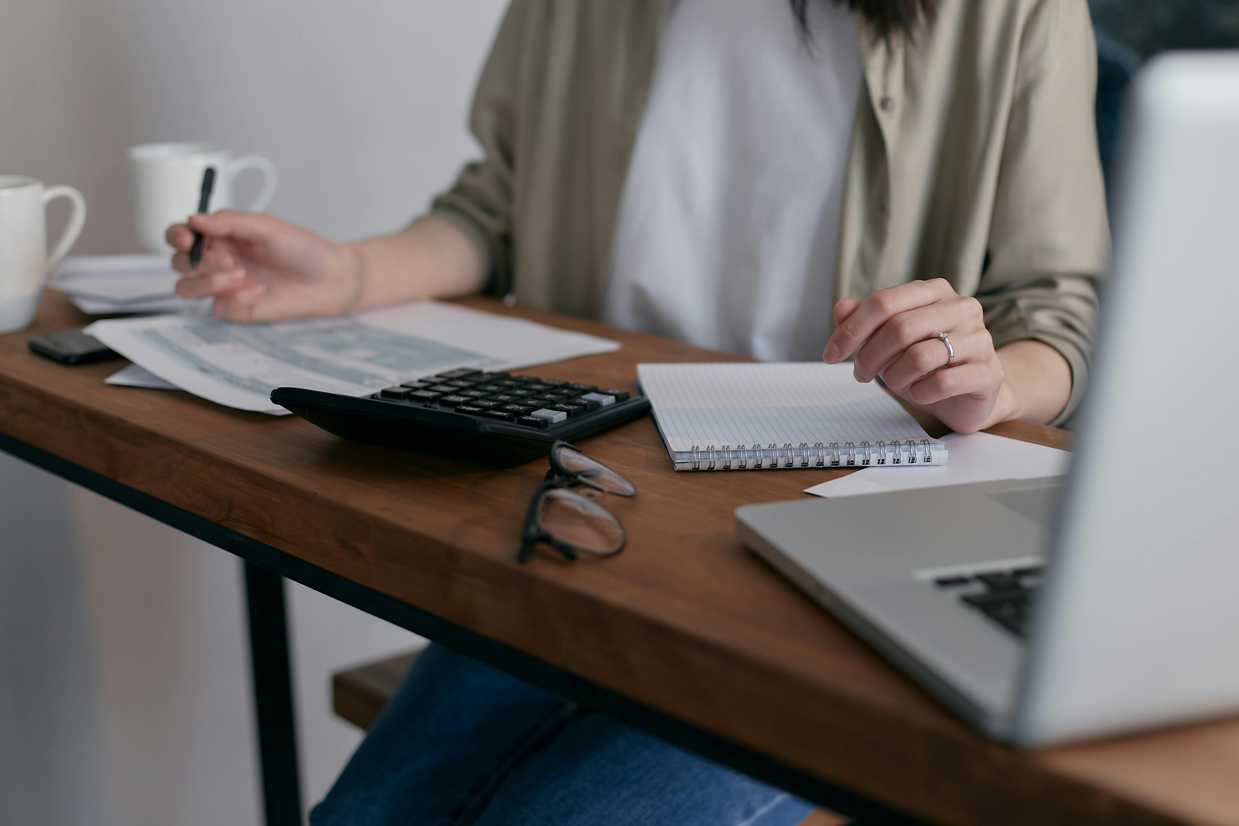 How the Family Loan Calculator Helps You Avoid Family Conflicts