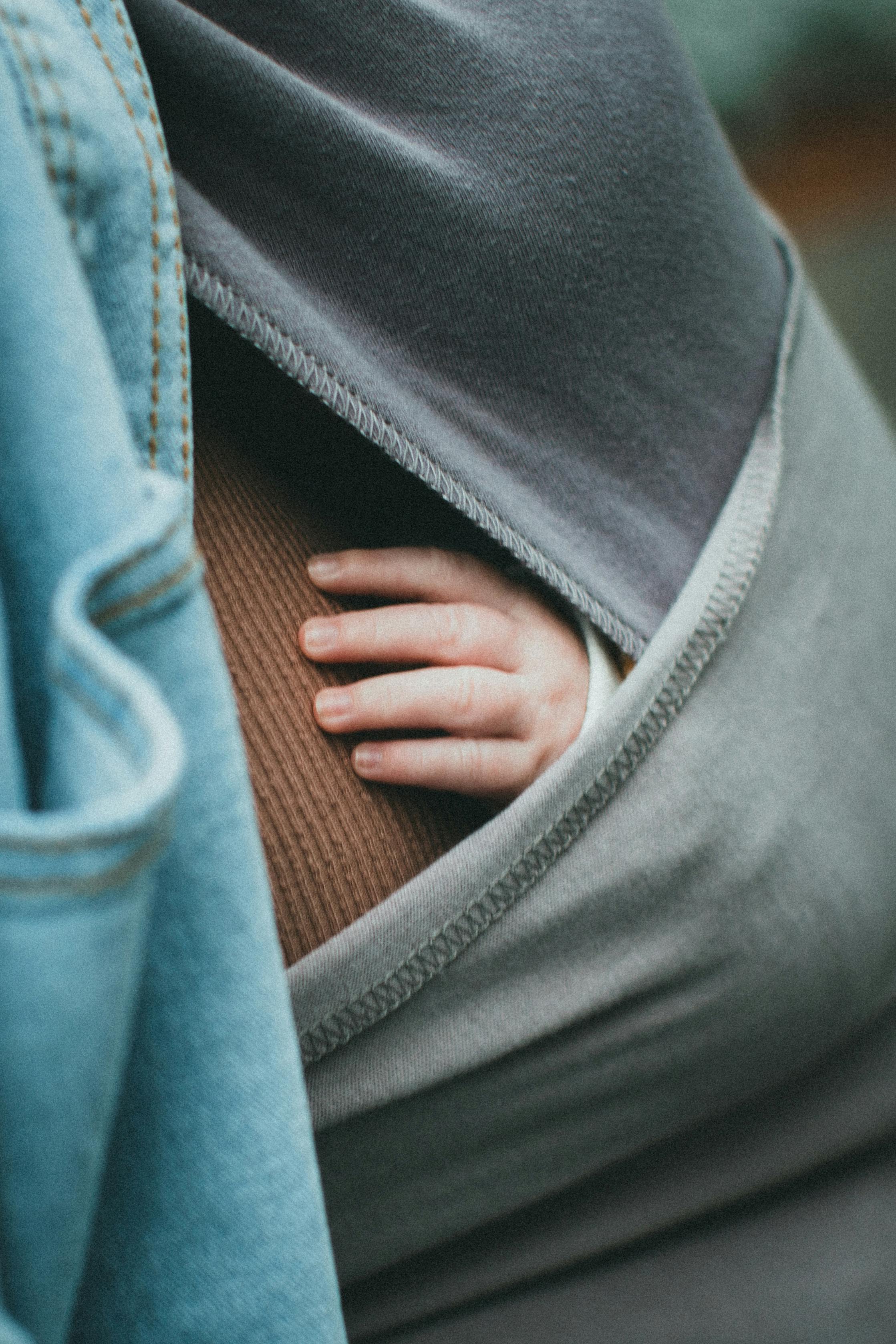 Les Meilleurs Porte Bébé Nouveau-né pour un Début de Voyage en Douceur