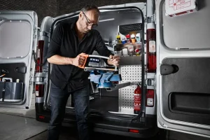 67dd12fe08cd44354f93186e_tomlock25348-768x512