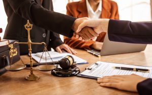 commercial law firms